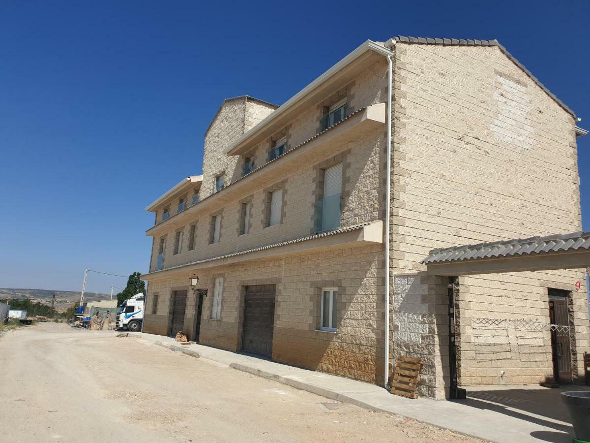 Carboneras de Guadazaón Apartamentos Hostal Cabanas מראה חיצוני תמונה